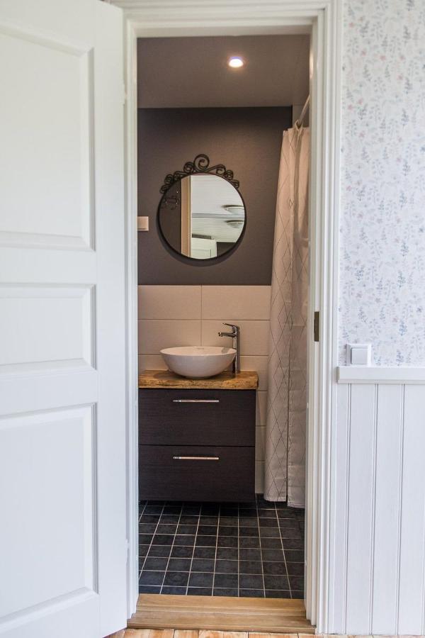 Posti 19 Apartment Haapsalu Ngoại thất bức ảnh